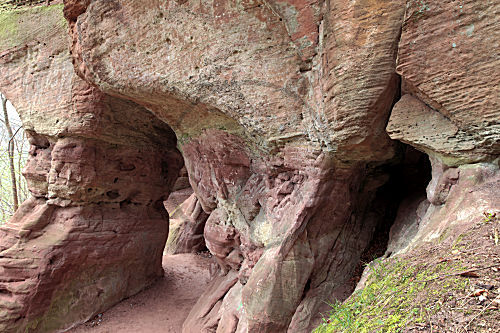 Sandsteinhöhle