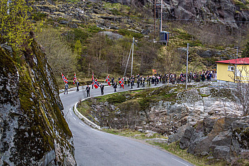 Moskenes - Lofoten - Umzug zum Nationalfeiertag