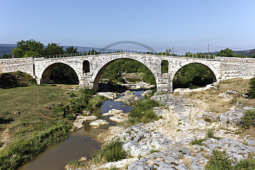 Pont Julien, Provence.